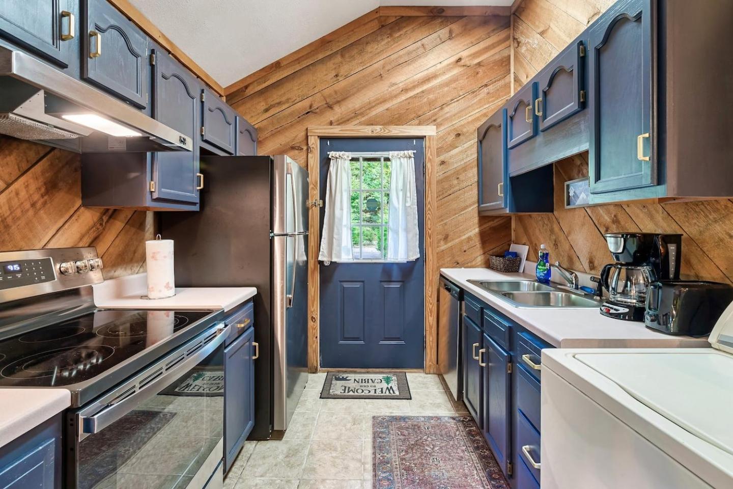 Romantic Mtn Cabin Hot Tub & Jacuzzi Views Sevierville Bagian luar foto